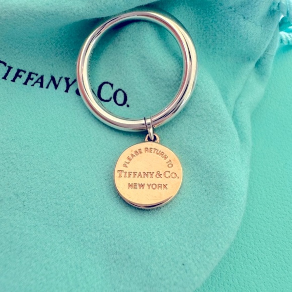 Tiffany & Co. Rubedo circle tag Ring